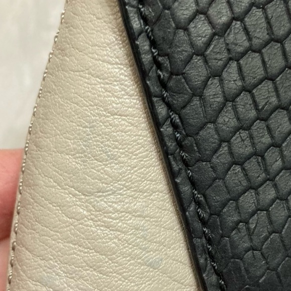 Kate spade black and creamy white leather bow crossbody bag - Picture 9 of 13